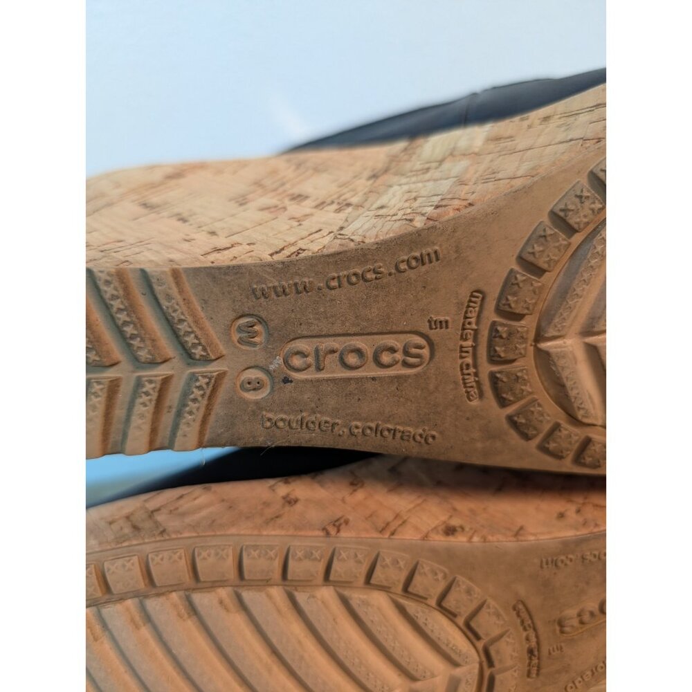 CROCS A-Leigh Black Leather Cork Wedge Slingbacks Sandals Size 8 Flaw - Picture 10 of 10